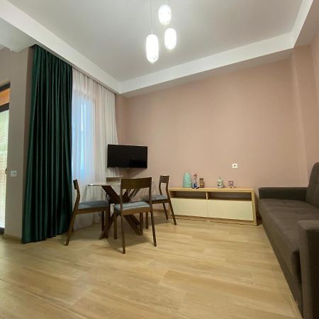 Lovely And Cozy Apartment! Kutaisi Exterior photo