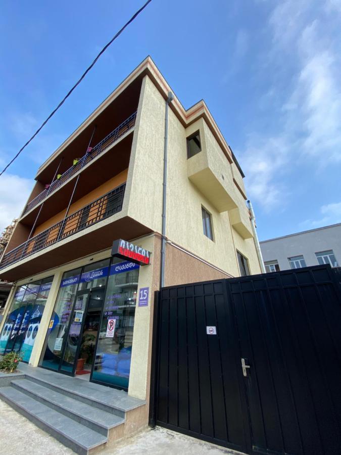 Lovely And Cozy Apartment! Kutaisi Exterior photo