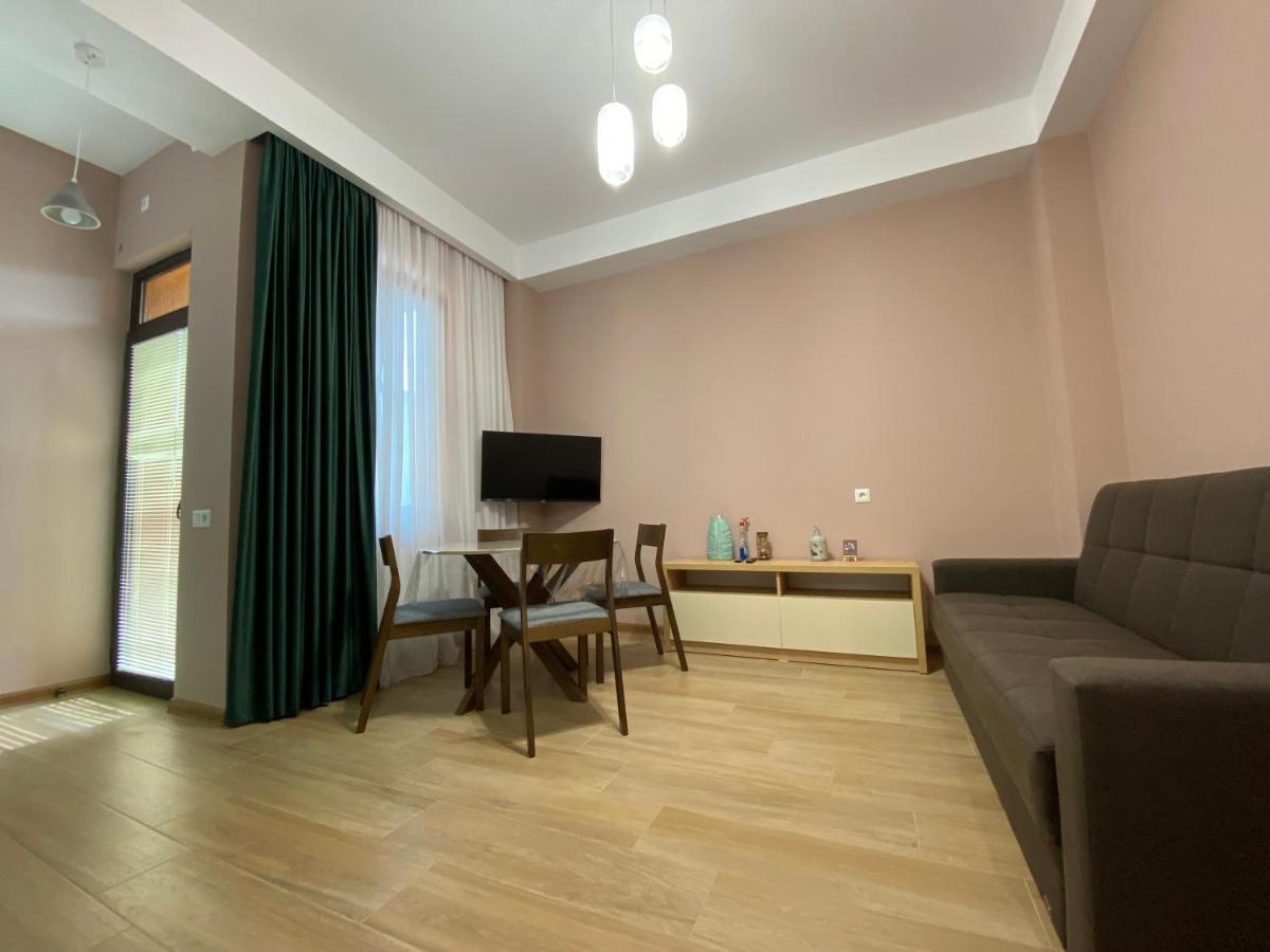 Lovely And Cozy Apartment! Kutaisi Exterior photo