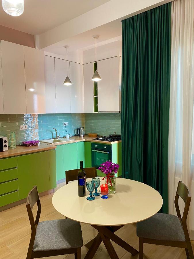 Lovely And Cozy Apartment! Kutaisi Exterior photo